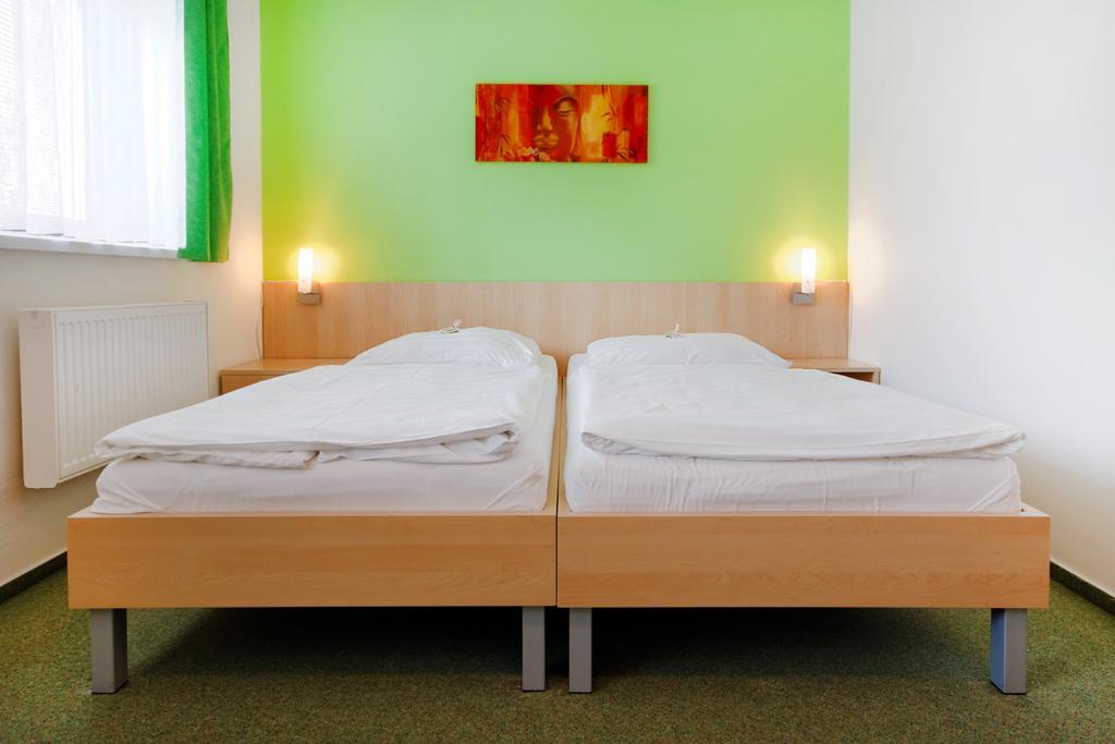 Hotel Senimo أولوموك المظهر الخارجي الصورة
